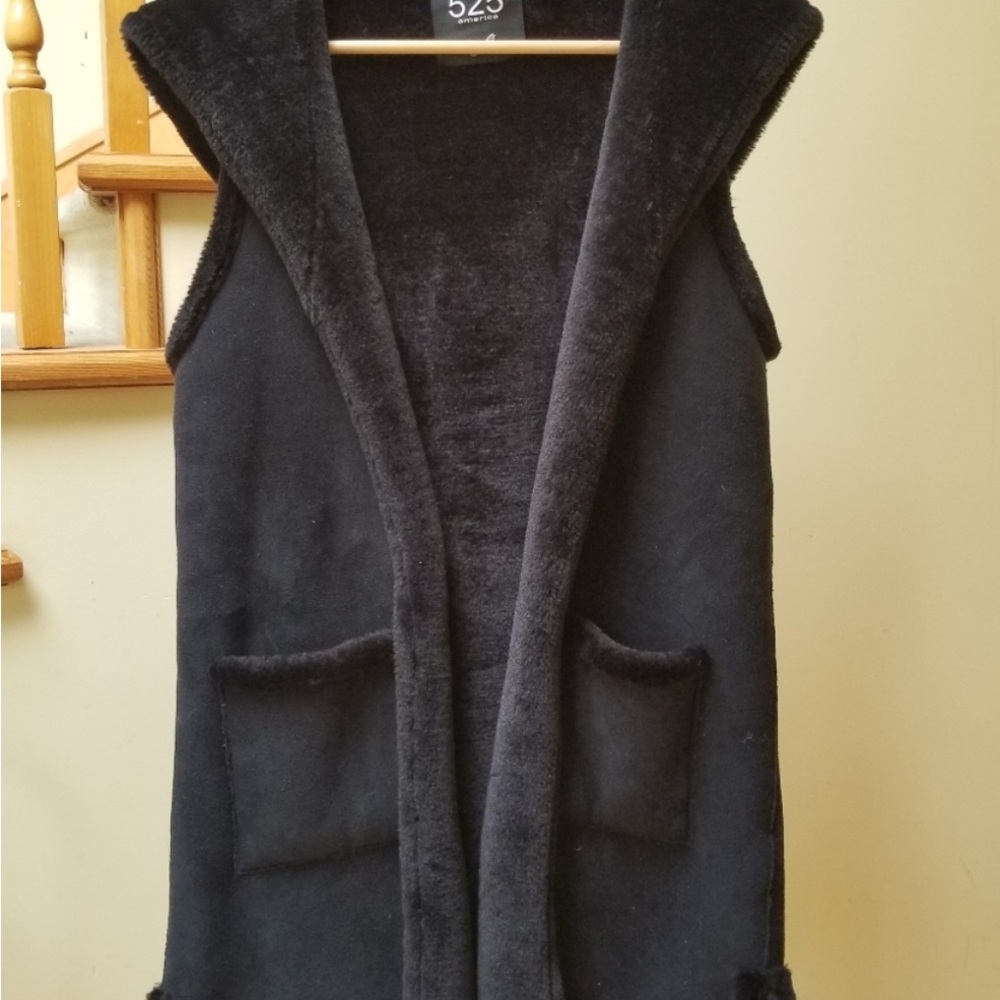 Black Fleece Vest with Hood
